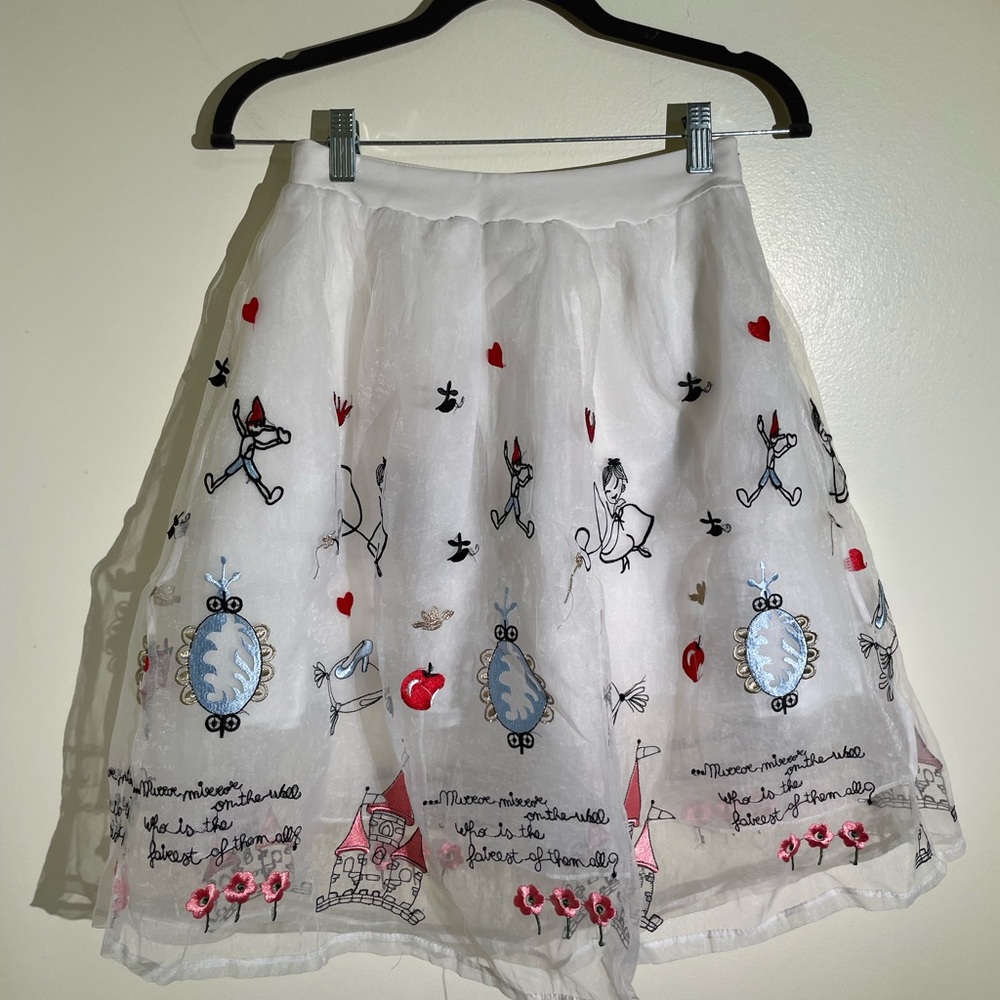 Embroidered chiffon skirt